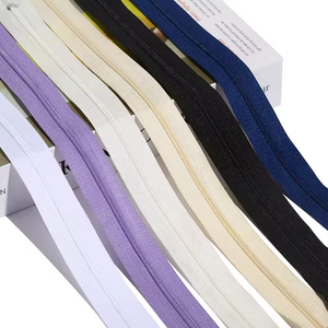 Vente chaude Fermeture à glissière en nylon personnalisée en rouleau 3 #5 # Longue chaîne multicolore pour sacs Vêtements Chaussures Utilisation dans la <span class=keywords><strong>valise</strong></span> <span class=keywords><strong>Tente</strong></span> Textiles de maison - Product Image 5