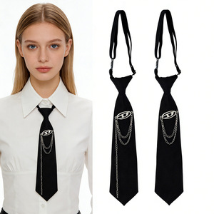 Corbata de cadena metálica con letra D, unisex, fácil de atar, sin punto, venta al por mayor - Product Image 1