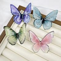 Accessoires de chaussures en gros : breloques 3D papillon haut de gamme pour sabots, embellissements pour chaussures, cartes à cheveux, accessoires capillaires rétro