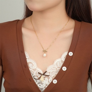 สร้อยคอแฟชั่นเรียบง่าย สแตนเลสสตีล ประดับมุกธรรมชาติ - Product Image 6