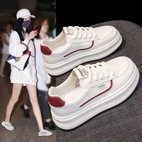 Chaussures pour femmes de haute qualité respirantes pour l'extérieur, baskets décontractées charmantes résistantes à l'usure, chaussures de campus personnalisables pour les jeunes