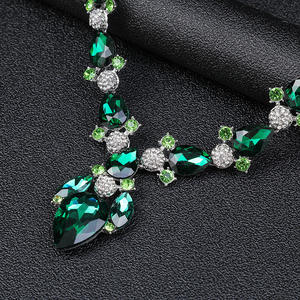 ชุดเครื่องประดับเจ้าสาวสีเขียวสุดพิเศษ สร้อยคอพร้อมต่างหูประดับคริสตัลอเมทิสต์ ดีไซน์เก๋ไก๋ทันสมัย ทำจากโลหะผสมสังกะสี เหมาะสำหรับงานแต่งงานคริสเตียน - Product Image 4