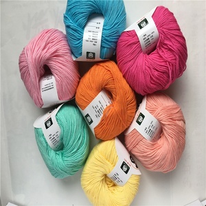 Prix d'usine, vente en gros, fil à tricoter en coton anti-boulochage pour bébé, fil à crocheter en coton 8 brins 100% coton pour pull - Product Image 6