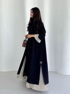 Conjunto de Abaya Abierta Elegante OEM Personalizado para Mujer, con Dobladillo Plisado y Detalle de Lazo, en Crepé Mate, Traje de 2 Piezas, Modesto, Islámico, Formal, para Fiestas y Eid - Product Image 5