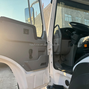 מכירת חיסול! משאית סינוטרוק הו 6x4 עמידה לאפריקה עם תיבת הילוכים ידנית לשירותי הובלה באפריקה - Product Image 2