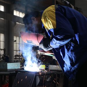 PVC /WPC cửa bảng điều chỉnh dây chuyền sản xuất WPC bảng điều chỉnh máy làm nhựa bảng cửa máy làm - Product Image 6