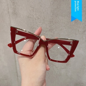 Gafas de Sol Vintage con Protección Anti-luz Azul para Mujer, Montura Completa, Elegantes, Color Negro Vino Tinto, Montura de Lujo - Product Image 1