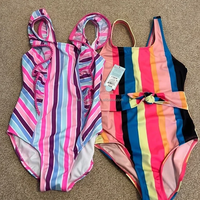 Vente en gros Bikini à volants pour filles personnalisé Ensemble de bain pour bébé avec protection contre les éruptions cutanées Filles Blossom Enfants Nageurs Floral Rashie à manches longues