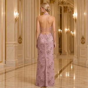 <span class=keywords><strong>Abito</strong></span> da sera <span class=keywords><strong>rosa</strong></span> antico con scollo all'americana profondo a V, ricami floreali e paillettes, modello a sirena, lunghezza al pavimento, <span class=keywords><strong>abito</strong></span> formale all'ingrosso - Product Image 2