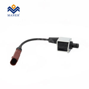 MANER 04L907284 Pompe à eau électrique du moteur, électrovanne pour Audi A6 VW 2.0 Skoda Seat VAG Volkswagen Caravelle EA888 12V - Product Image 1