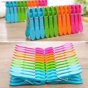24 Piezas Pinzas para Ropa, Ganchos Colgantes, Clips de Plástico, Perchas, Abrazaderas para Ropa, Pinzas para Toallas, Ganchos de Almacenamiento para el Hogar - Product Image 4