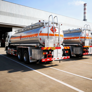 China Isuzu Fuel Tankers à grande capacité, véhicules de transport de liquides à usage spécial: personnalisation et vente en gros disponibles - Product Image 3