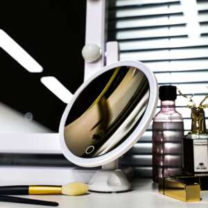 <span class=keywords><strong>Miroir</strong></span> cosmétique mural LED personnalisé CF 10x avec éclairage, <span class=keywords><strong>miroir</strong></span> de maquillage amovible à ventouse puissante avec lumière LED - Product Image 5