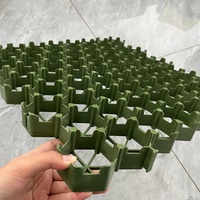 Grille de jardin en plastique recyclé noir Shengfeng moderne en nid d'abeille pour plantes, 2,5 mm 2,6 mm 9 cm 10 cm, directement de l'usine