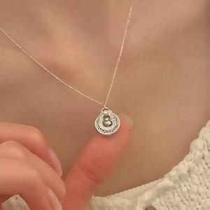 Collier attrape-rêves en argent pur S925, style exotique, nouveau pendentif de mode féminine haut de gamme avec un joli pompon en filet - Product Image 4
