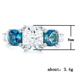 Anello da donna semplice ed elegante con zirconi, accessorio delicato per gioielli da festa o da tutti i giorni, idea regalo - Product Image 2