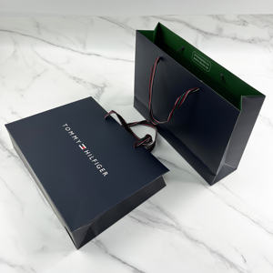 Reusable Luxury Deep Blue Shopping Paper <b>Bags</b> Custom Printed 230g Coated Paper Handbag High Quality <b>Gift</b> <b>Bag</b> for <b>Small</b> Business - Product Image 3