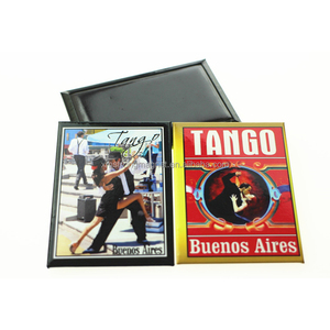 แม่เหล็กติดตู้เย็นพิมพ์ลายตามสั่ง รูปทรงกลมและสี่เหลี่ยมผืนผ้า ของขวัญส่งเสริมการขาย ของตกแต่งบ้าน สติ๊กเกอร์ติดครัว - Product Image 3