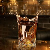 Verres de dégustation de whisky de roche en cristal taillé en diamant de luxe écologique de qualité supérieure en gros Verre transparent gravé avec logo personnalisé