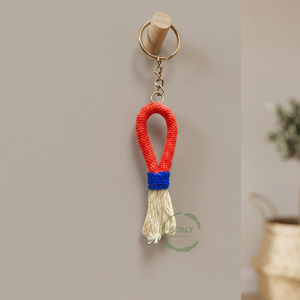 Llavero Acrílico Tejido Artesanal Bohemio Personalizado con Diseño de Arcoíris, Ecológico, para Pascua, Bautizo, Regreso a Clases, Aniversarios y Otras Ocasiones - Product Image 3