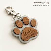 Porte-clés commémoratif pour animaux de compagnie personnalisé, écologique, fait main, avec incrustation de bois, breloque en forme de patte, gravure de nom personnalisée pour chien et chat