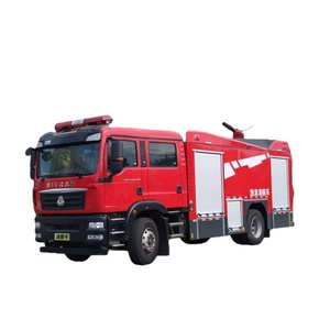 Nuova Generazione di Camion Antincendio Forestale con Pompa e Idropompa, Vecchio ma Potente, Ideale per Parate o Spettacoli - Product Image 1