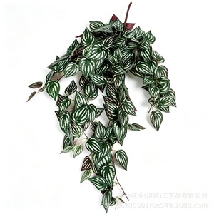 Magnifique Bouquet de Plantes Vertes Artificielles Feuilles de Pastèque en Plastique Décoration Intérieure Extérieure Idéal pour l'Amitié et la Décoration de la Maison Faible Entretien - Product Image 2