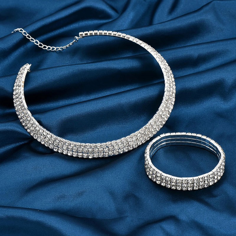 Collier + bracelet à trois rangs