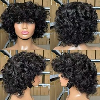 Perruque Courte Pixie 100% Cheveux Naturels Brésiliens avec Frange, Qualité 12A, Faite à la Machine, Bouclée, Vente en Gros # 1B en stock