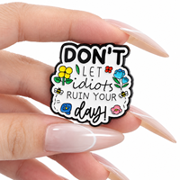 Broches personnalisées en émail à thème anime, badges métalliques de dessins animés sur mesure, vente en gros de pin's de revers en émail souple ou dur, souvenirs avec logo