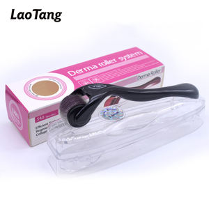 Rouleau de massage Derma 540 aiguilles 1,5 mm pour la repousse des cheveux et de la barbe, l'élimination des rides et des cicatrices, soins de la peau pour hommes et femmes - Vente en gros - Product Image 1