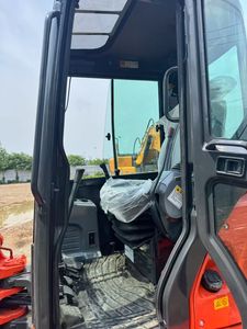 Miniexcavadora Kubota de segunda mano, miniexcavadora de 5 toneladas de alto rendimiento, excavadora de orugas usada con certificación Ce - Product Image 6