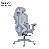 Chaise de bureau ergonomique pivotante en maille grise moderne, avec accoudoirs 4D réglables et soutien lombaire, idéale pour le commerce, les écoles et les hôtels.