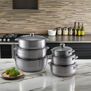 Ensemble de 12 calderos en <span class=keywords><strong>aluminium</strong></span> moulé sous pression de conception traditionnelle avec couvercle en <span class=keywords><strong>aluminium</strong></span> <span class=keywords><strong>ou</strong></span> en verre - Product Image 6