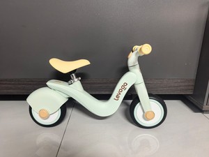 Nouveau vélo d'équilibre pour enfants de <span class=keywords><strong>10</strong></span> pouces avec 2 roues, pour bébés de 12 à 24 <span class=keywords><strong>mois</strong></span> - Product Image 4