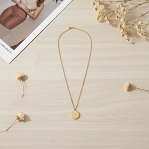 Collana con ciondolo InN Y, catena in acciaio inossidabile placcato oro da 1,9 cm, gioielli minimalisti alla moda da donna - Product Image 3