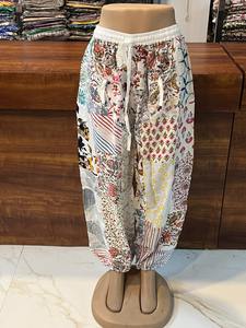 Pantalon Harem Patchwork Taille Unique Ample et Confortable pour Toutes les Tailles – Fournisseur Indien - Product Image 2