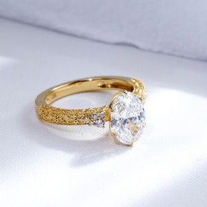 Bague de luxe MSR-1902 en or 18 carats, bague de fiançailles solitaire avec diamant de 2 carats, diamant de laboratoire de taille ovale E VS1 - Product Image 2