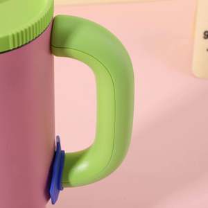 Gobelet de voyage américain de 40oz en acier inoxydable, couvercle en paille sans BPA, poignée moderne personnalisable, tasse chaude et froide ODM, nouvel arrivage - Product Image 2