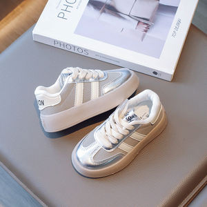 Chaussures de sport pour enfants style coréen, nouvelle collection automne 2026, <span class=keywords><strong>baskets</strong></span> décontractées à lacets pour filles et garçons, semelle souple, tendance - Product Image 4