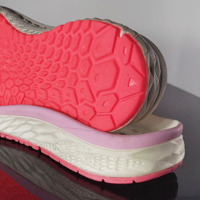 Nouveau design de semelles de chaussures décontractées en vrac durables et légères MD + TPR caoutchouc antidérapant et matériaux ETPU pour chaussures de mode