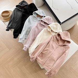 Женская флисовая куртка - Product Image 6