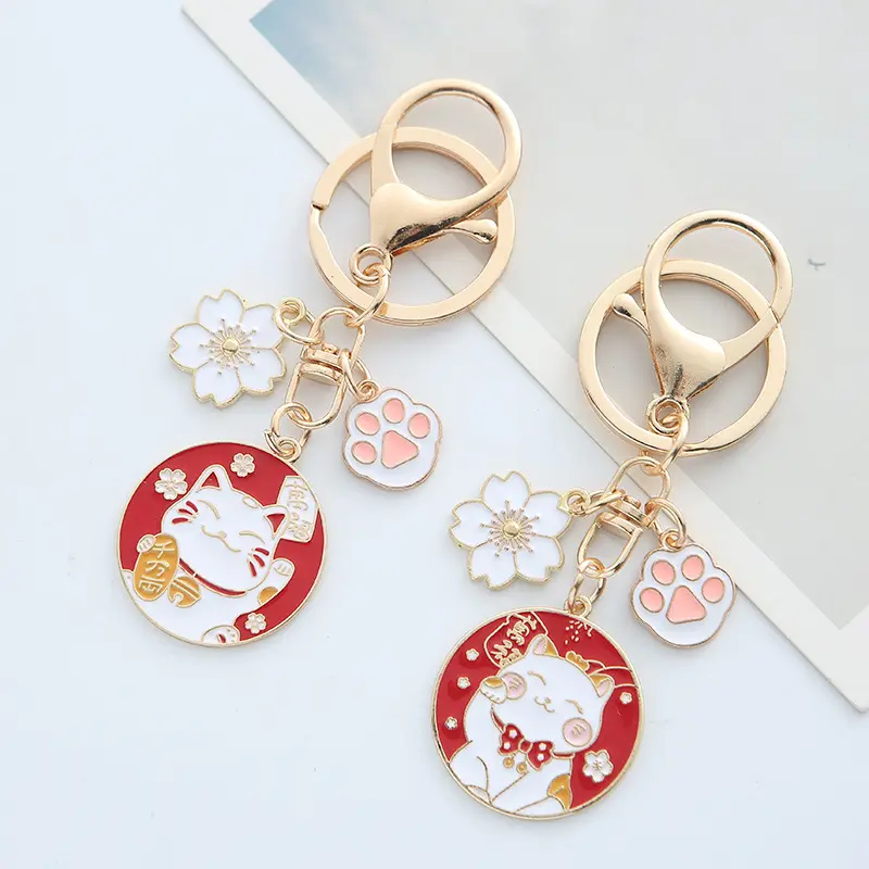 Promotional cute Japanese Beckoning Cat Fengshui Fortune 3D Metal Key Chains Cartoon Cute Lucky Cat Key rings Keychain With Fish