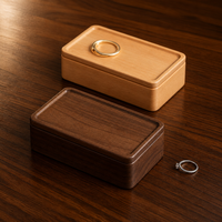 Boîte en bois de noyer personnalisée, boîte cadeau pour bijoux faite à la main avec couvercle, vente en gros, organisateur de bureau haut de gamme