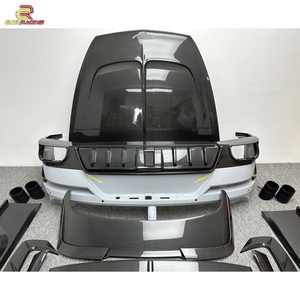 Kits de Conversión de Carrocería MSY Style en Fibra de Carbono Parcial para Bentley Bentayga 2020-UP: Faldones Laterales, Parachoques, Capó, Alerón y Rejilla - Product Image 5