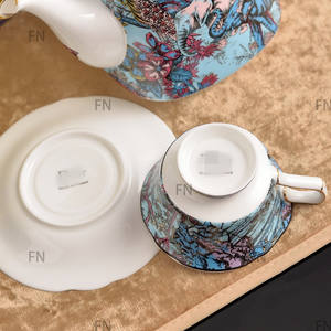 Service à thé en porcelaine à motifs animaliers de luxe européen, très vendu - Product Image 6