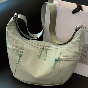 Borsa a tracolla con corno di mucca da donna borsa a tracolla con grande capacità leggera Fitness Yoga manubrio pendolarismo nuova moda Diligence - Product Image 1