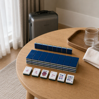 Approvisionnement direct d'usine : Tuiles de mahjong miniatures personnalisées en acrylique bleu marine, tuiles de mahjong de style américain, parfaites pour les soirées jeux