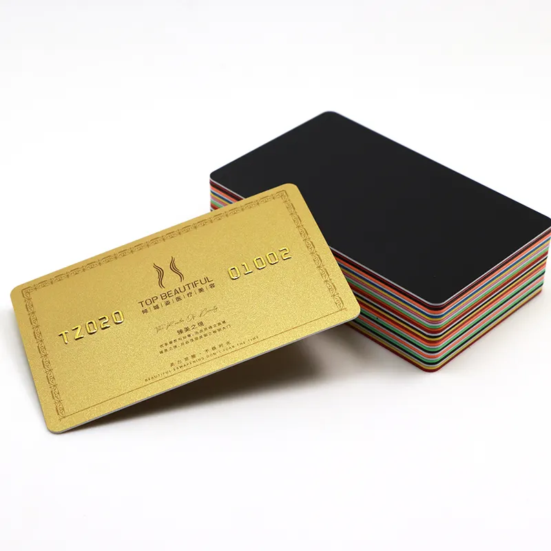 Metalik altın kabartmalı PVC plastik VIP üye özelleştirilmiş iş kartları