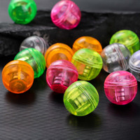 Beliebtes Kinder-Mini-Leuchtball-Spielzeug mit Zwei LEDs, LED-Blitzlicht, Batteriebetrieben, Vibrationsschalter, Mehrfarbig, Weihnachten
